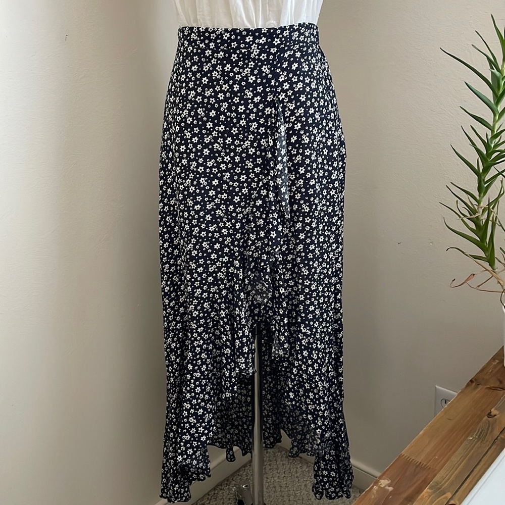 Navy/white floral high-low skirt, size small